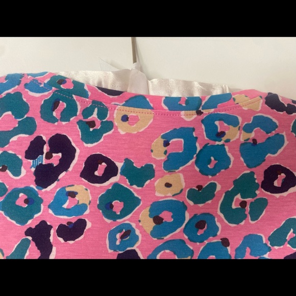 Lilly Pulitzer Jodie top Sun Kissed Paws Off - Picture 2 of 9